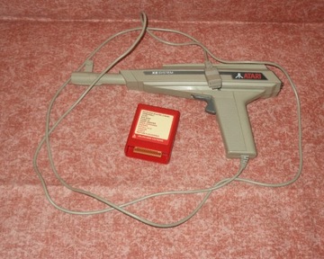 Atari 2600/7800/Xl/XE/XEGS pistolet świetlny Light Gun XG-1 + cartridge