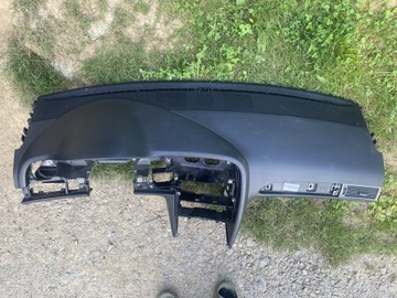 Deska z airbag Audi A6c6