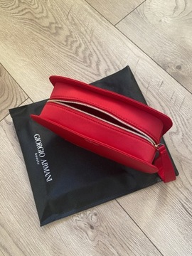 Kosmetyczka czerwona , kuferek Giorgio Armani