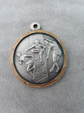 srebrny medal sportowy francuskiej lekkoatletyki 