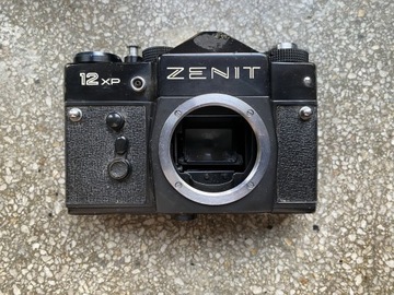 Aparat  Zenit 12 XP 