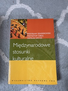 Międzynarodowe stosunki kulturalne