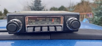 Universum ATR 932Q Radio samochodowe zabytkowe