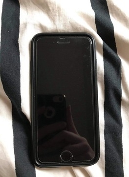 iPhone 7 black 128gb 