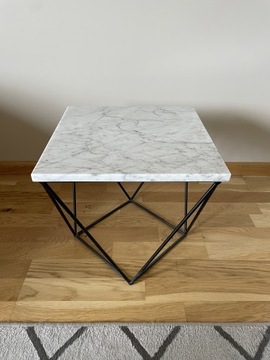 Marmurowy stolik