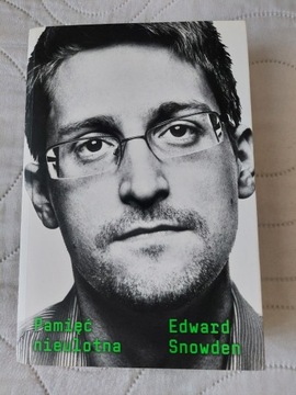 Pamięć nieulotna - Edward Snowden