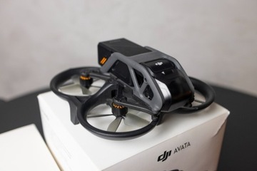 DJI AVATA (Remote Controller 2, DJI Goggles FPV 2)