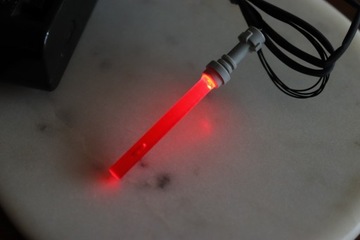 Lightailing Miecz Świetlny LEGO z LED red flashing