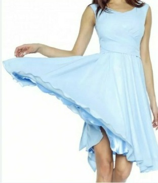 Śliczna błękitna sukienka 
