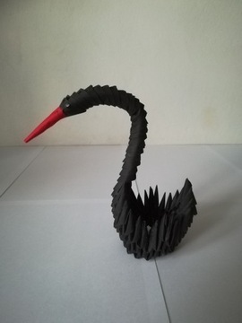Bocian czarny z origami 3D