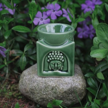 Kominek ceramiczny Budda wosk i olejki zielony