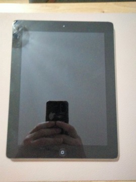 Apple iPad 4 WIFI 16GB Działa ale iCloud 