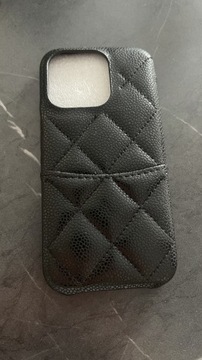 iPhone 15 PRO case z miejscem na karty