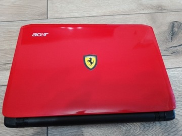 Laptop Ferrari one 200, używany niesprawny limit
