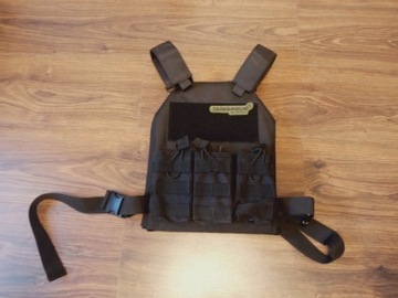 Kamizelka Plate Carrier, ładownice na magazynki AK