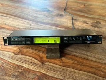 Alesis S4 - Quadrasynth + Quadraverb w racku!