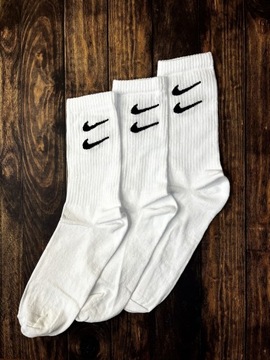 Skarpety Nike długie białe 2 swoosh
