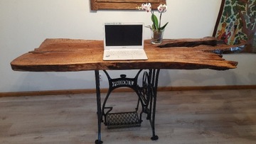 wyjątkowy stół z drewna dębowego