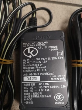 Zasilacz do aparatów i kamer Sony AC-LM5 4,2V/1,5A