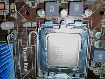 Asus P5G41T-M LX3 + Intel Core 2 duo E6750
