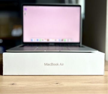 MacBook Air Retina, 13-inch, 2019, i5 16GB