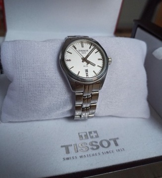 Zegarek Tissot PR 100 - Elegancja i Precyzja