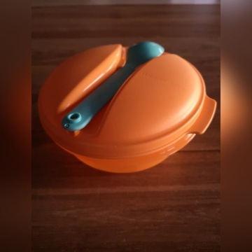 Witalinka pojemnik z Tupperware z łyżką