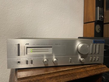 JVC A-X1 WZMACNIACZ 