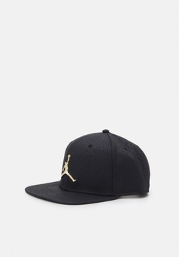 Nike Jordan czapka z daszkiem czarna/biała 