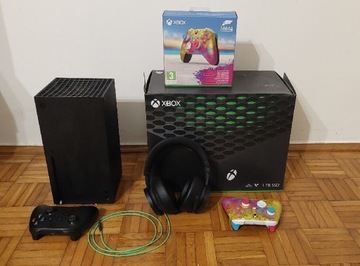 Xbox Series X, duży zestaw w świetnym stanie.