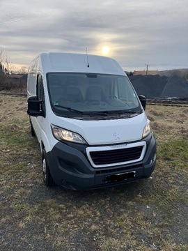 Peugeot Boxer ProBlueHDi L2H2 przebieg 140 tys km 