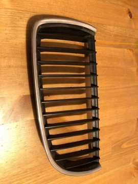 GRILL NERKA LEWA BMW E90 E91 224059-10