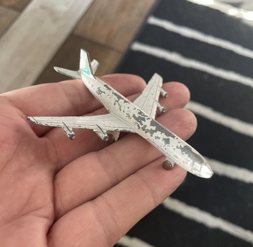 Unikat stary model samolotu pasażerskiego