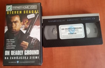 Na zabójczej ziemi - kaseta VHS