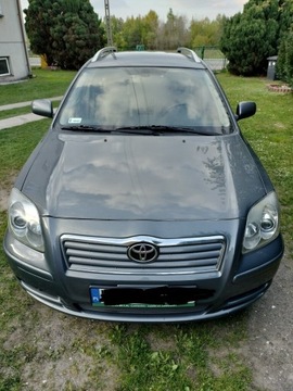 Samochód osobowy Toyota Avensis