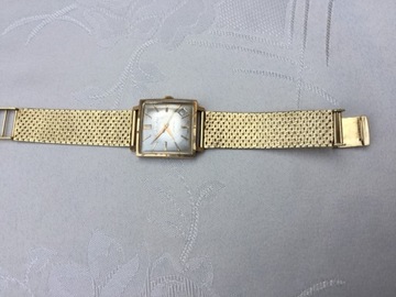 Złoty męski zegarek ze złotą bransoletą