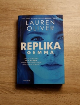 Replika, Lauren Oliver