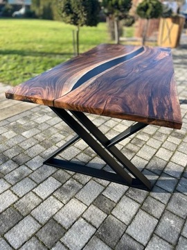 Wyjątkowy stół z litego drzewa żywica  loft 