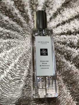Nowy oryginalny perfum  English Pearl Freesia 
