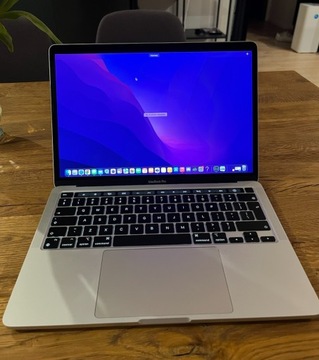 MacBook Pro m1 13 cali
