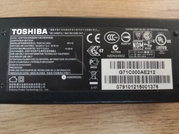 Zasilacz oryginalny Toshiba 19V 3.42 A (C660-1NF)