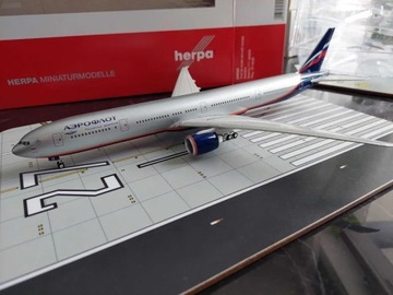 Boeing 777 - 300 ER AEROFLOT 1:200 HERPA