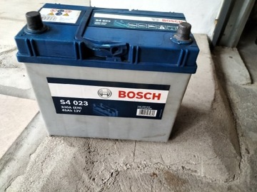 Akumulator Bosch 45Ah 12v 330A