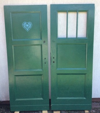 Stare drzwi ozdobne