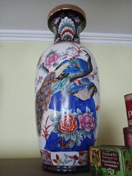Para ogromnych chińskich wazonów kominkowych