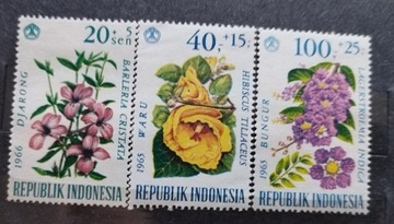 INDONESIA znaczki czyste