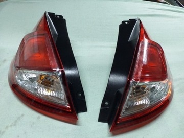 Ford Fiesta mk7 2012- lampy tył komplet lift