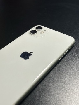 iPhone 11 biały 128gb