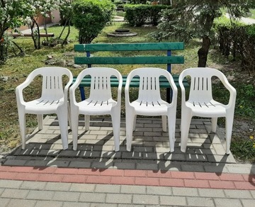  Krzesła ogrodowe 4 szt białe plastikowe na balkon