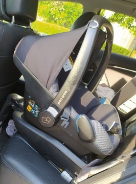 Baza isofix i Nosidełko Maxi-Cosi 